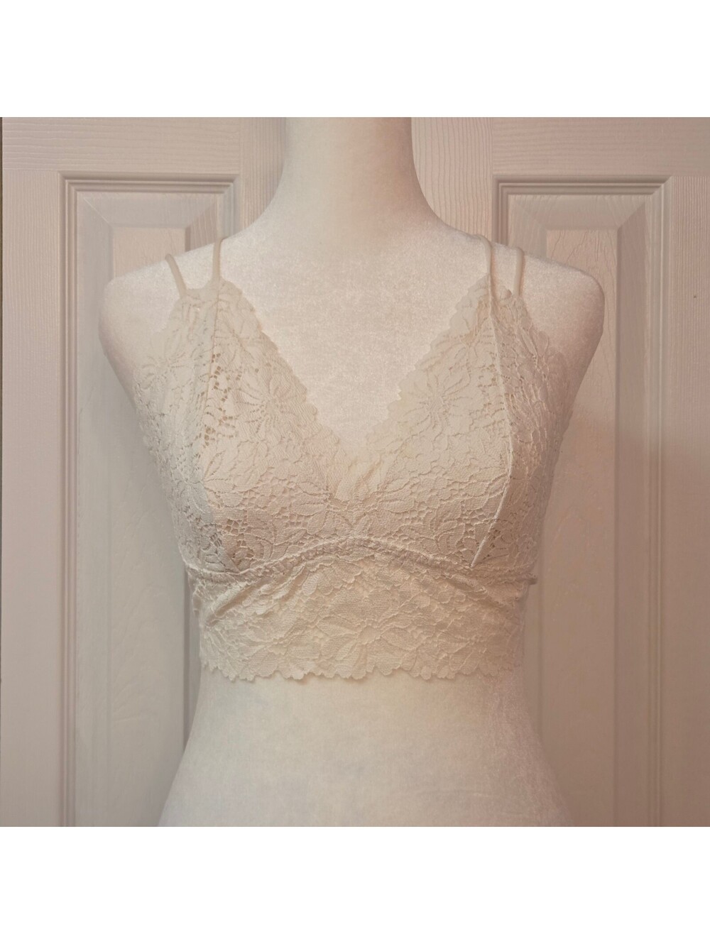 Unlined White Lace Bralette VS PINK Size S Summer Boho Coquette Lingerie Cami